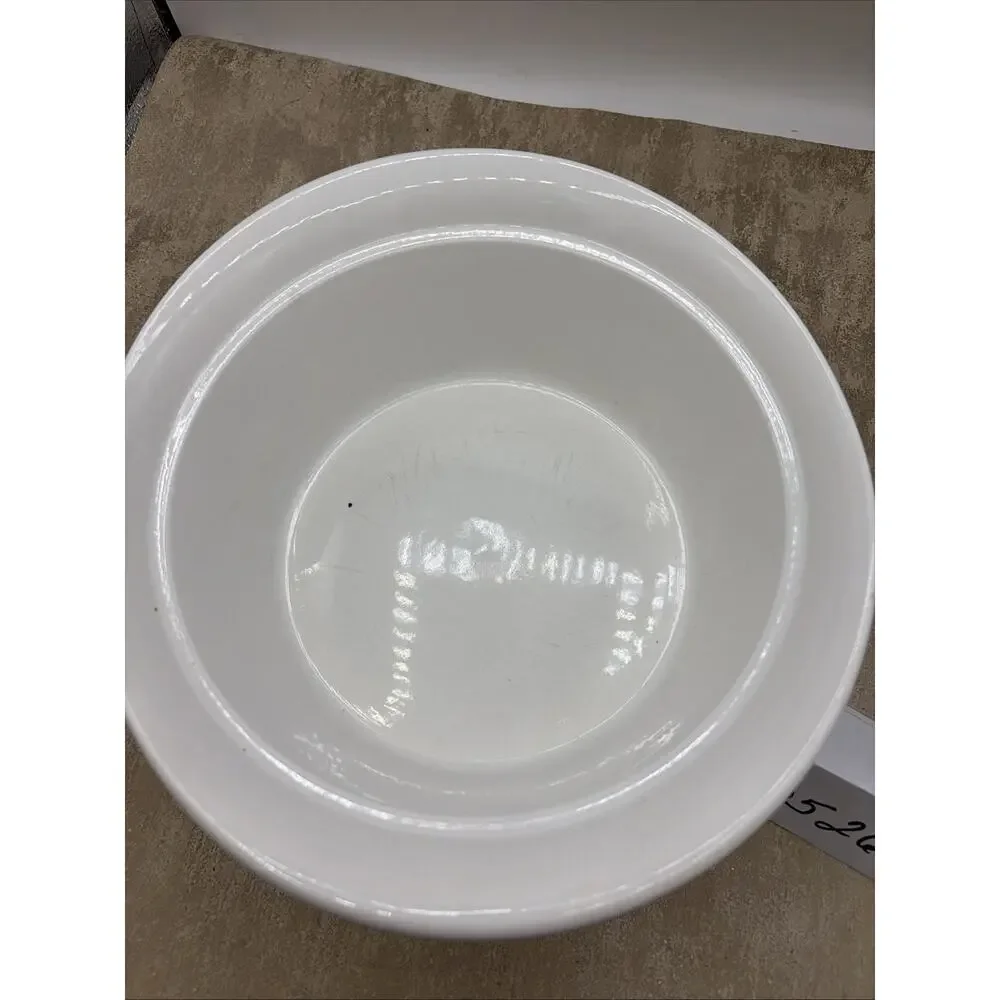 Corning Ware French White Round Casserole 2 Quart -1.9 L. 9.5”